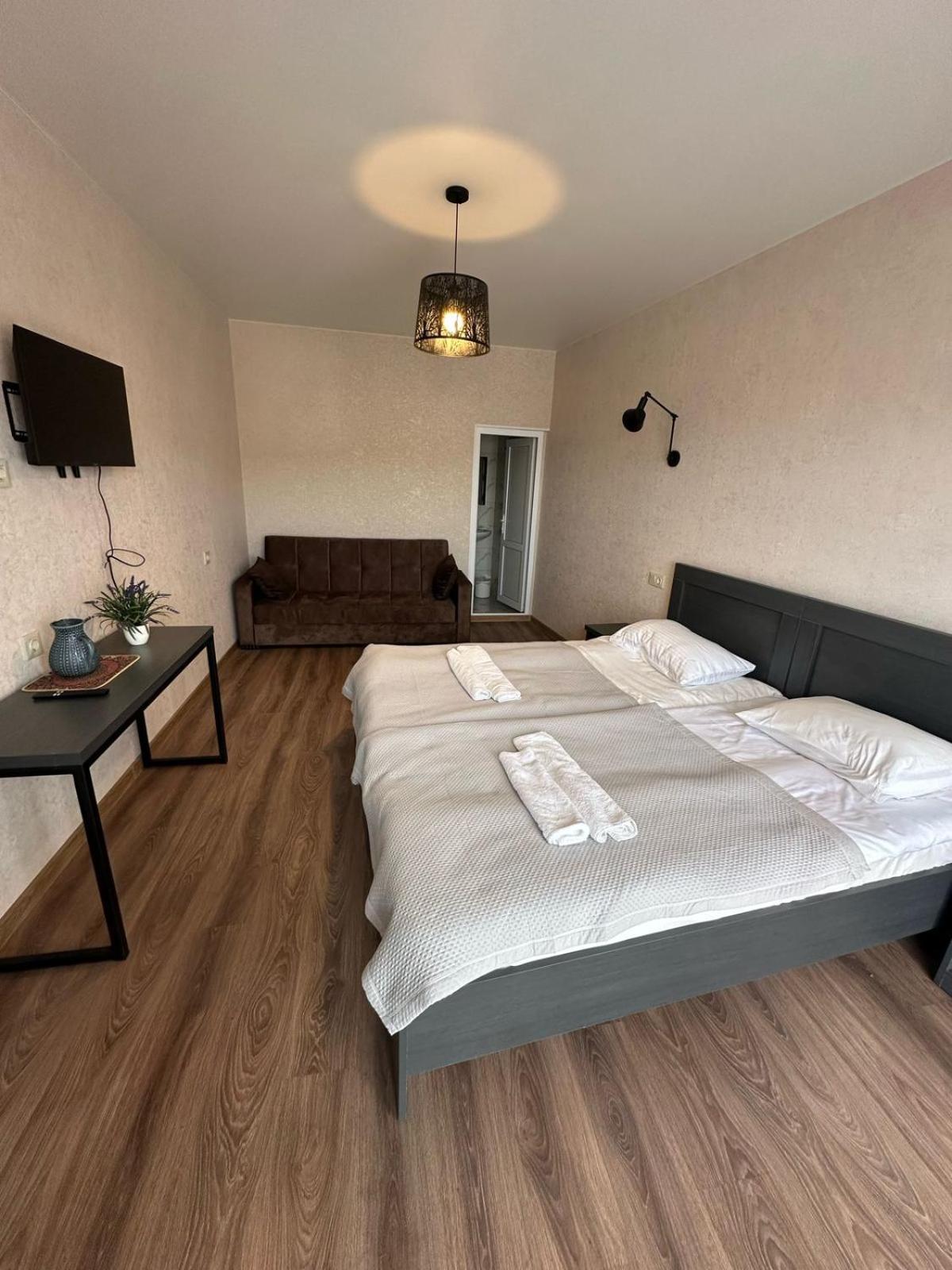 Hotel Terrace Rabath アハルツィヘ エクステリア 写真