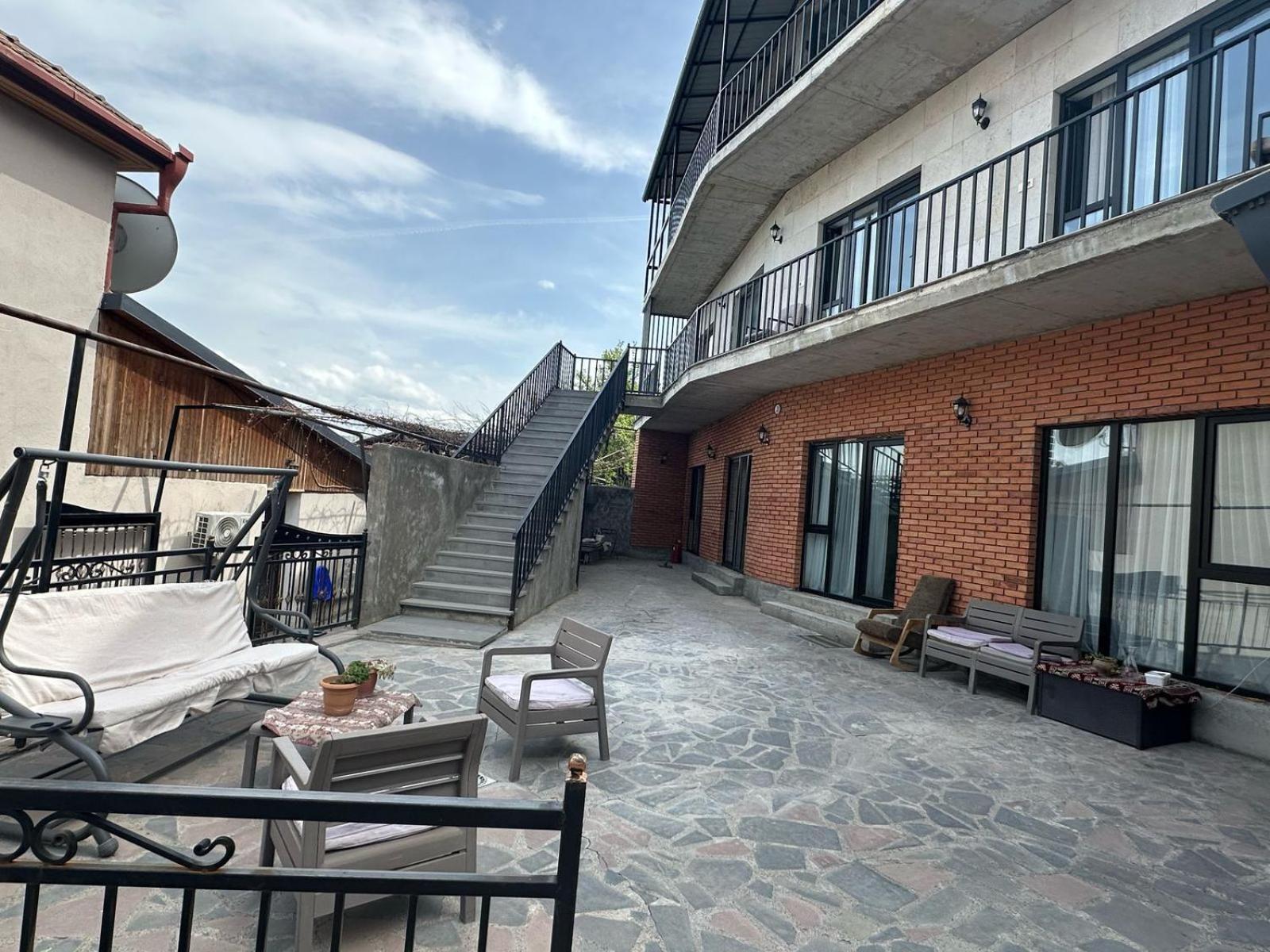 Hotel Terrace Rabath アハルツィヘ エクステリア 写真
